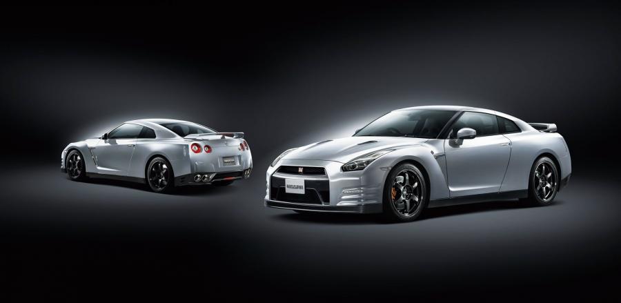  Nissan GT-R by JDM 2015 года  (фото 8 из 16)